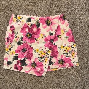 Abercrombie & Fitch Pink Floral Skort